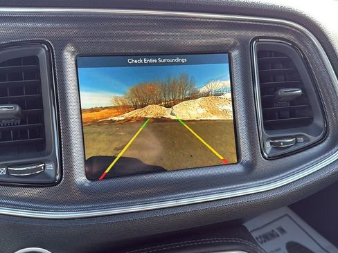 Used 2017 Dodge Challenger GT w/ Driver Convenience Group image 19