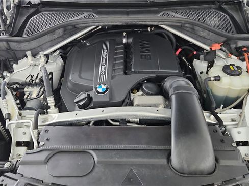 Used 2018 BMW X5 xDrive35i AWD/4WD image 17