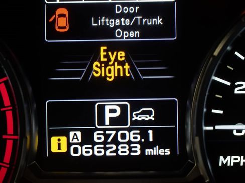 Used 2018 Subaru Forester 2.5i Premium image 4