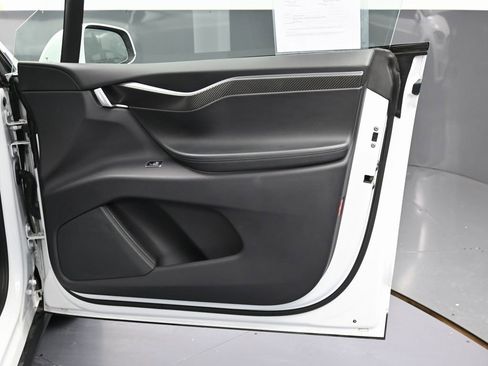 Used 2021 Tesla Model X Performance image 41