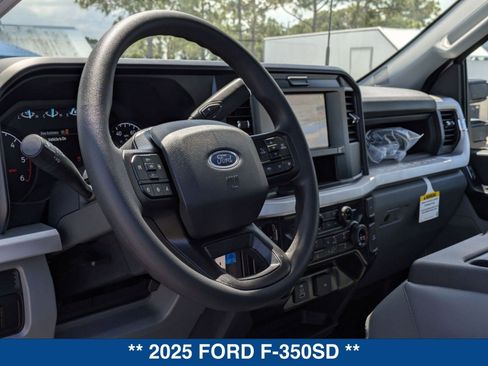 New 2025 Ford F350 XL w/ XL Chrome Package image 15