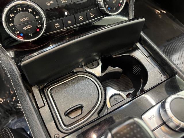 Used 2015 Mercedes-Benz SL 550 w/ White Arrow Edition image 26
