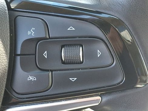 Used 2023 Buick Enclave Essence w/ Experience Buick Package AWD/4WD image 22