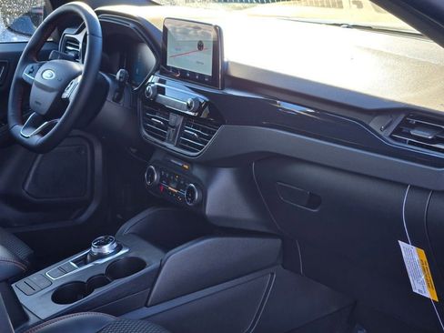 New 2026 Ford Escape ST-Line w/ Cold Weather Package image 7