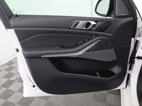 Certified 2025 BMW X5 M60i w/ Climate Comfort Package image 25