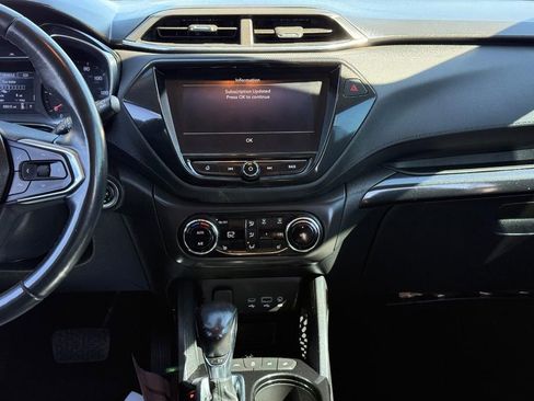 Used 2021 Chevrolet TrailBlazer LT w/ Premium Seating Package image 14