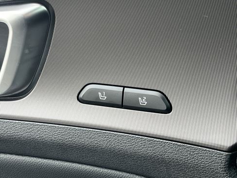 Used 2026 Kia Sportage SX Prestige image 16