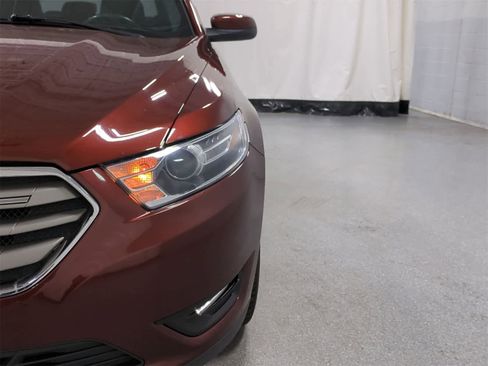 Used 2016 Ford Taurus SEL w/ Equipment Group 201A image 16