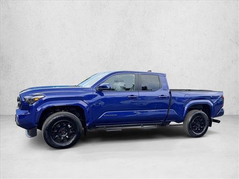 Certified 2025 Toyota Tacoma SR5 image 4