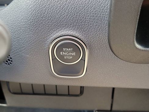 New 2025 Mercedes-Benz Sprinter 2500 image 28