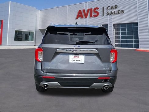 Used 2023 Ford Explorer Limited image 7