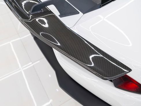 Used 2015 Lamborghini Huracan LP 610-4 AWD/4WD image 15