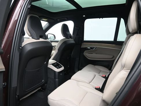 New 2026 Volvo XC90 T8 Ultra w/ Protection Package Premier AWD/4WD image 23
