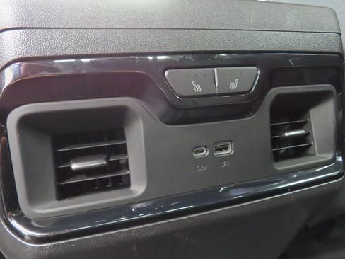 Used 2023 Chevrolet Silverado 1500 ZR2 image 11