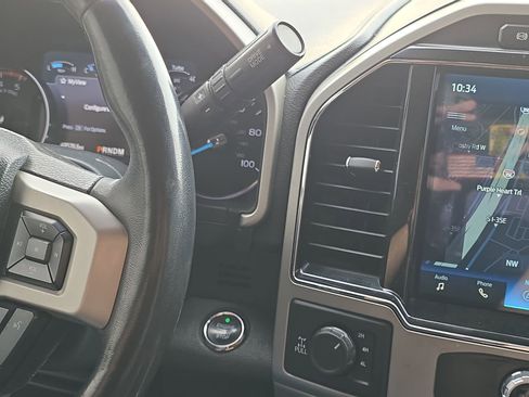 Used 2022 Ford F250 Lariat w/ Lariat Ultimate Package image 19