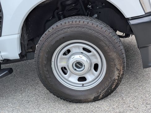 Used 2025 Ford F350 XL w/ XL Driver Assist Package AWD/4WD image 10