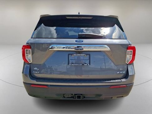 Used 2022 Ford Explorer XLT w/ Class IV Trailer Tow Package AWD/4WD image 9