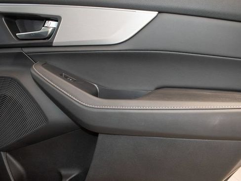 Used 2024 Acura MDX SH-AWD w/ Technology Package image 14