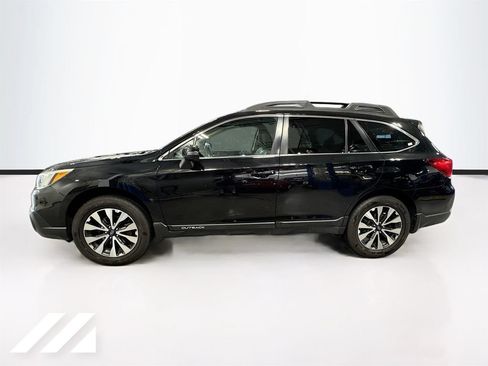 Used 2016 Subaru Outback 2.5i Limited AWD/4WD image 8
