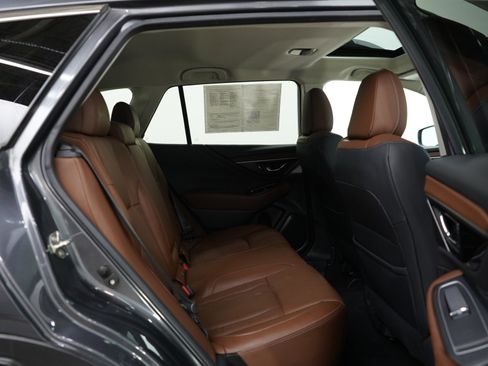 Used 2020 Subaru Outback Touring w/ Popular Package #2 image 11