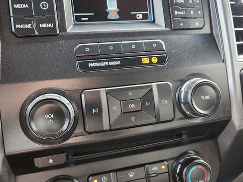 Used 2018 Ford F350 XLT w/ XLT Value Package image 25