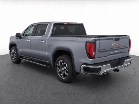 Used 2023 GMC Sierra 1500 SLT w/ SLT Premium Package AWD/4WD image 8
