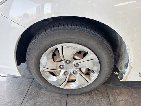 Used 2013 Honda Civic LX image 5