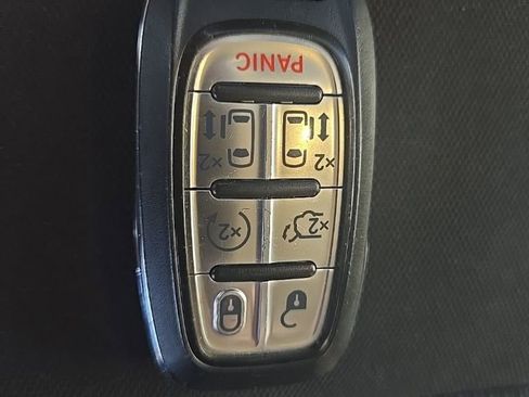 Used 2023 Chrysler Voyager LX image 41