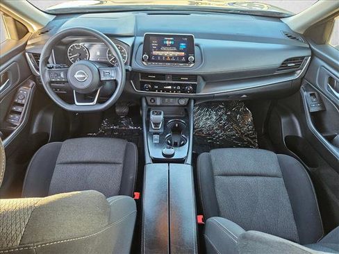 Used 2024 Nissan Rogue SV image 15