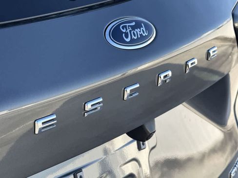 Used 2025 Ford Escape ST-Line AWD/4WD image 10
