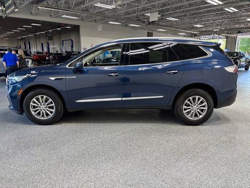 Used 2023 Buick Enclave Essence w/ Trailering Package, 5000 lbs. AWD/4WD image 4