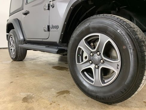 Used 2022 Jeep Wrangler Sport S image 6