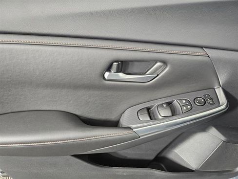 New 2025 Nissan Sentra SR image 36