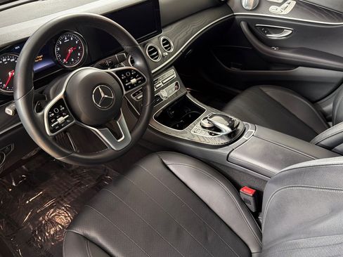 Used 2019 Mercedes-Benz E 300 image 9