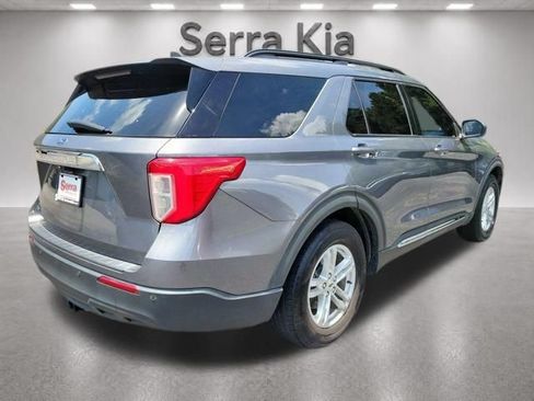 Used 2022 Ford Explorer XLT RWD image 5