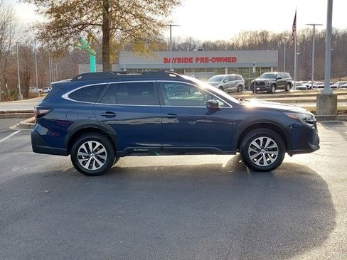Used 2023 Subaru Outback Premium image 24