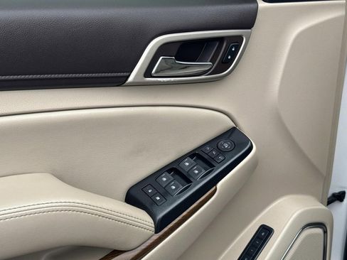 Used 2019 GMC Yukon Denali w/ Denali Ultimate Package image 26