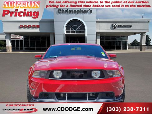 Used 2010 Ford Mustang GT RWD image 8