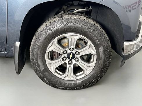 Used 2020 Chevrolet Silverado 1500 LTZ w/ LTZ Plus Package AWD/4WD image 36