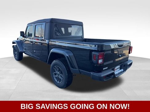 New 2025 Jeep Gladiator Sport image 8