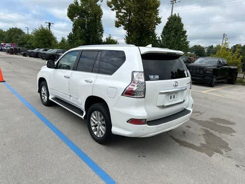 Used 2018 Lexus GX 460 Premium w/ Premium Package AWD/4WD image 19