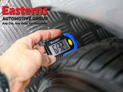 Used 2023 Toyota Corolla LE image 26