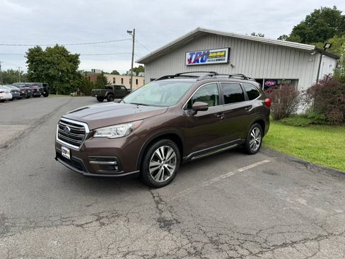 Used 2019 Subaru Ascent Limited AWD/4WD image 1