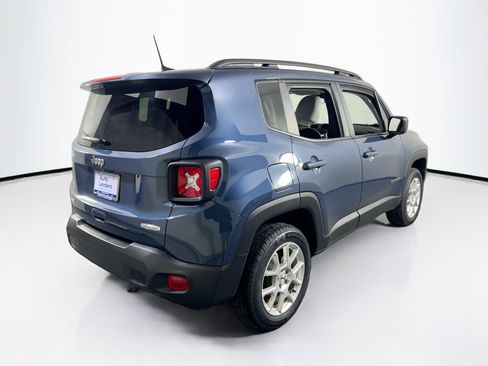 Used 2022 Jeep Renegade Latitude image 5
