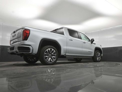 New 2026 GMC Sierra 1500 Denali w/ Denali Reserve Package AWD/4WD image 40