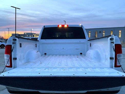 Used 2024 RAM 2500 Big Horn image 9