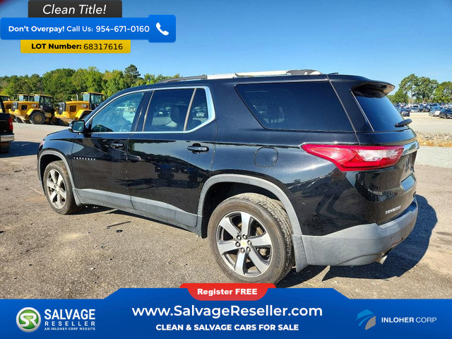 Used 2018 Chevrolet Traverse LT FWD image 3