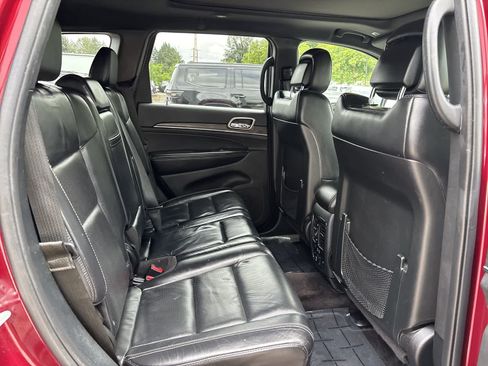 Certified 2017 Jeep Grand Cherokee Limited w/ Luxury Group II AWD/4WD image 6