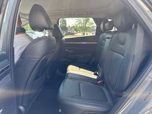 Used 2024 Hyundai Tucson Limited image 24