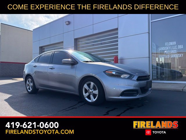 Used 2015 Dodge Dart SXT FWD image 1